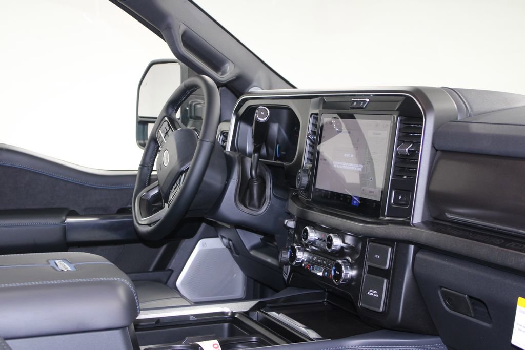 New 2026 Ford F250 Platinum image 32