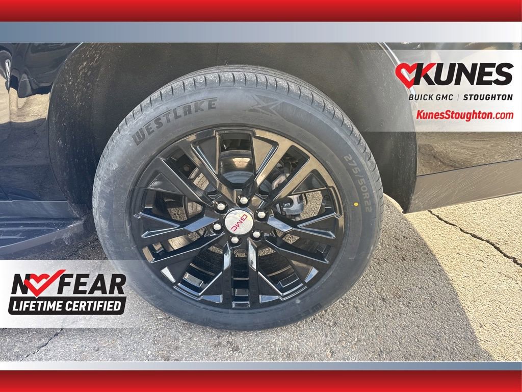 Used 2025 GMC Yukon XL Denali AWD/4WD image 18