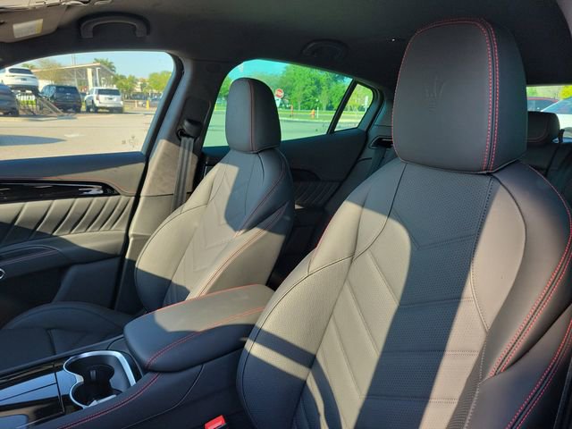 New 2026 Maserati Grecale Modena image 25