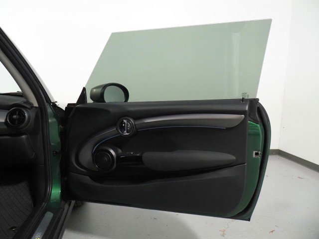 Used 2024 MINI Cooper SE image 45