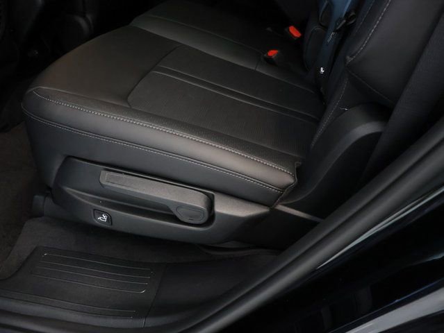 New 2025 Kia Sorento S w/ Panoramic Sunroof Package FWD image 15