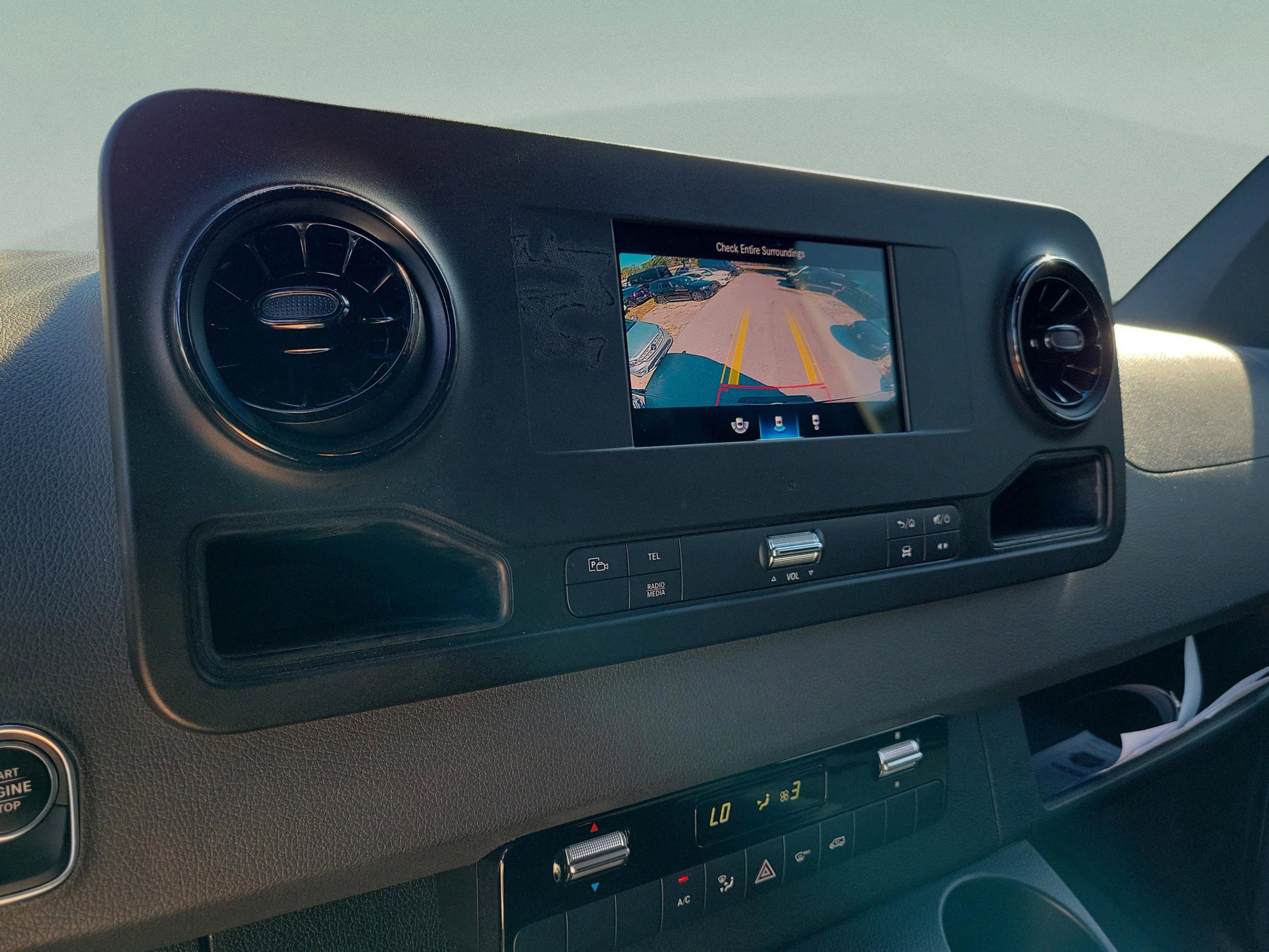 Used 2021 Mercedes-Benz Sprinter 144 Cargo image 5