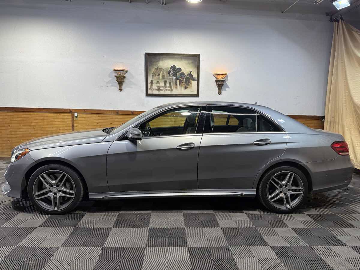 Used 2014 Mercedes-Benz E 550 4MATIC Sedan w/ Premium 1 Package image 2