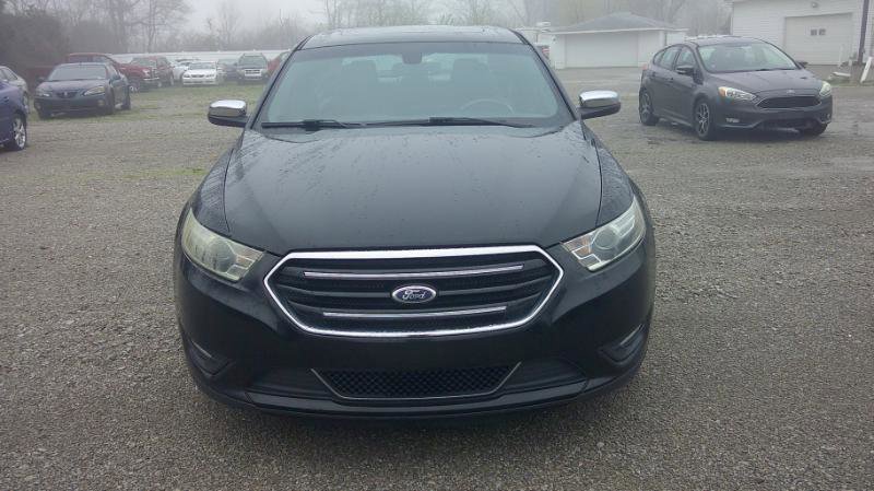 Used 2013 Ford Taurus Limited image 2