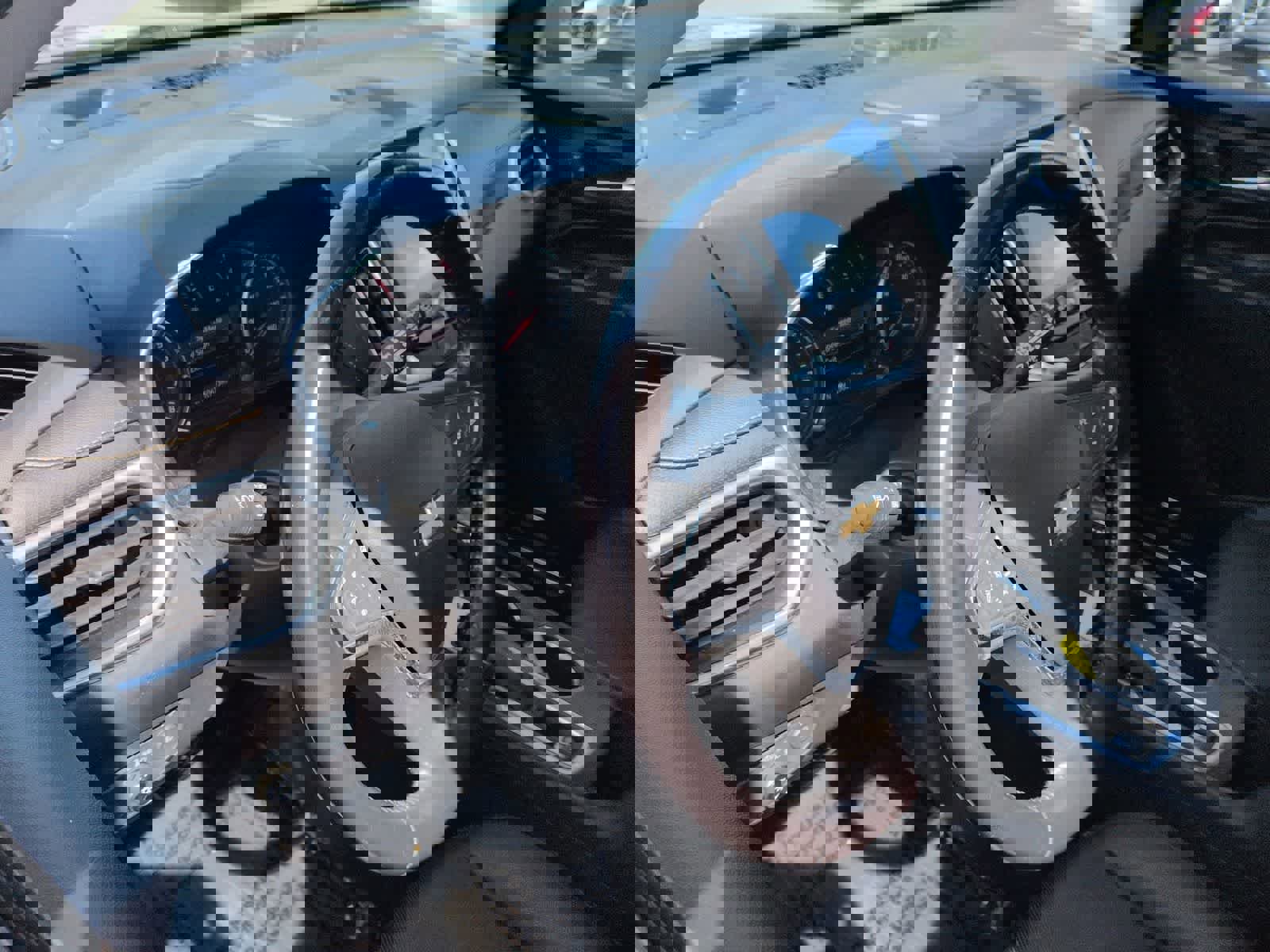 Used 2020 Chevrolet Equinox Premier image 10