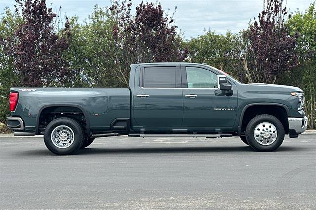 New 2026 Chevrolet Silverado 3500 LTZ image 3