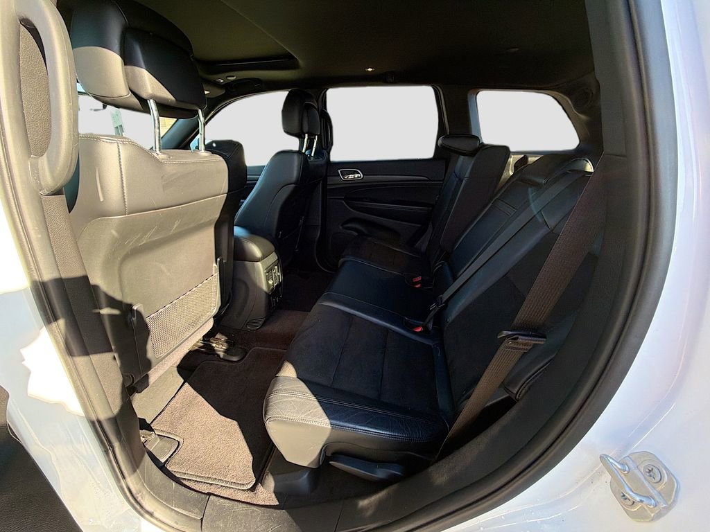 Used 2019 Jeep Grand Cherokee Altitude image 23