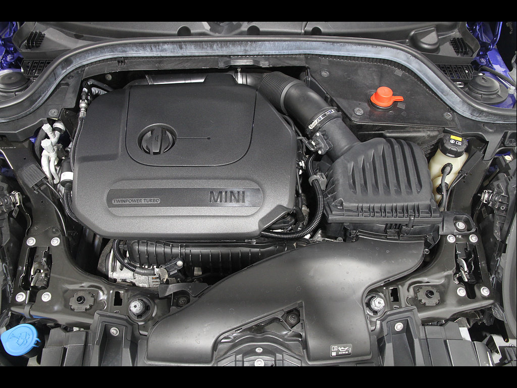 Used 2020 MINI Cooper 4-Door Hardtop FWD image 18