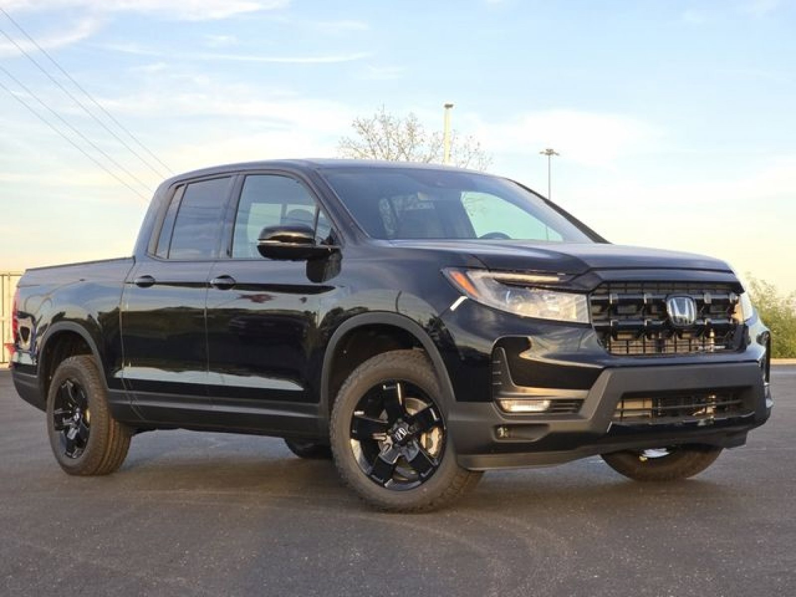 New 2026 Honda Ridgeline Black Edition image 2