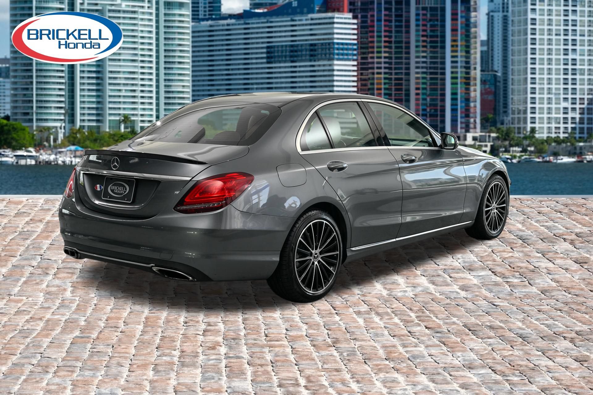 Used 2019 Mercedes-Benz C 300 Sedan image 4