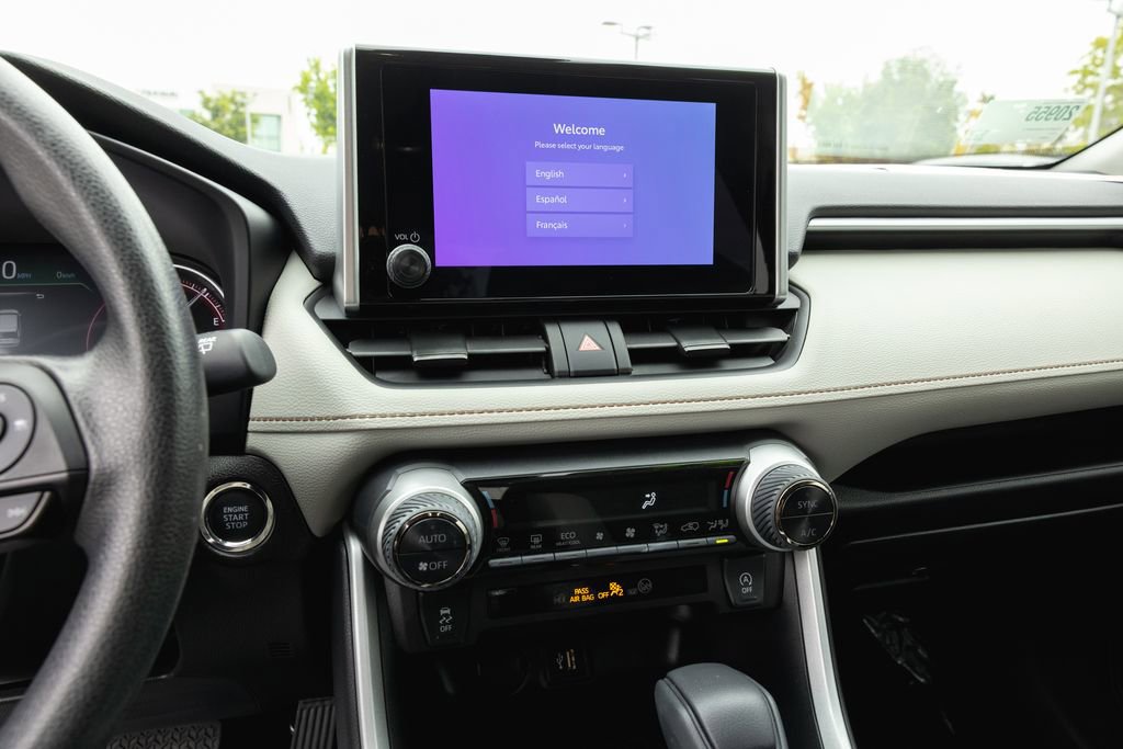 Certified 2025 Toyota RAV4 XLE FWD image 16