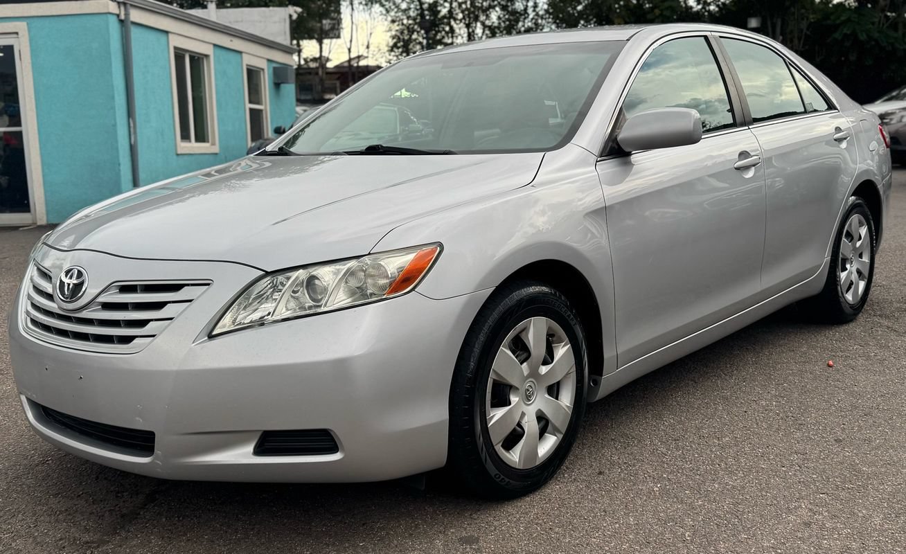 Used 2009 Toyota Camry LE FWD image 7