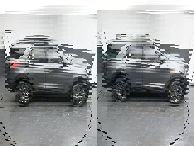 New 2026 Ford Explorer Active w/ Active Comfort Package AWD/4WD image 23