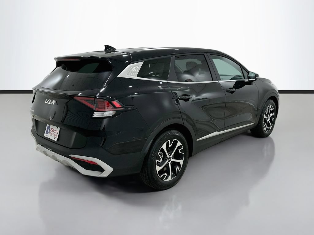 Used 2025 Kia Sportage EX FWD image 7