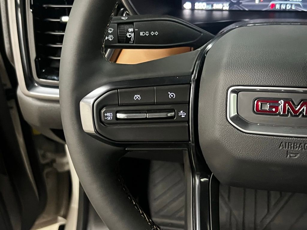 New 2026 GMC Canyon AT4 w/ AT4 Premium Package AWD/4WD image 16