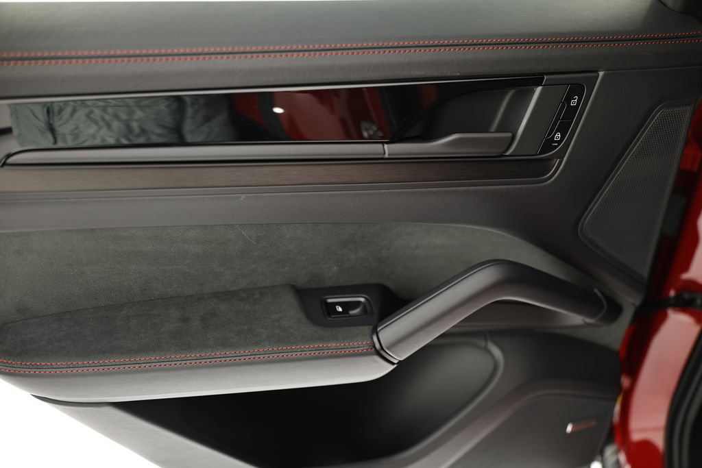 New 2026 Porsche Cayenne GTS AWD/4WD image 25
