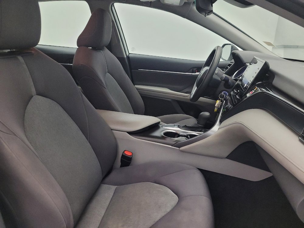 Used 2023 Toyota Camry LE image 21