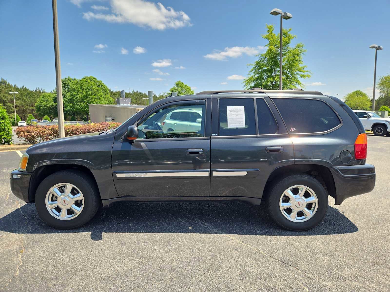 Used 2004 GMC Envoy SLT w/ Preferred Equipment Group AWD/4WD image 10