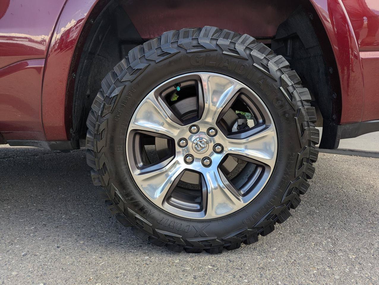 Used 2019 RAM 1500 Laramie AWD/4WD image 28