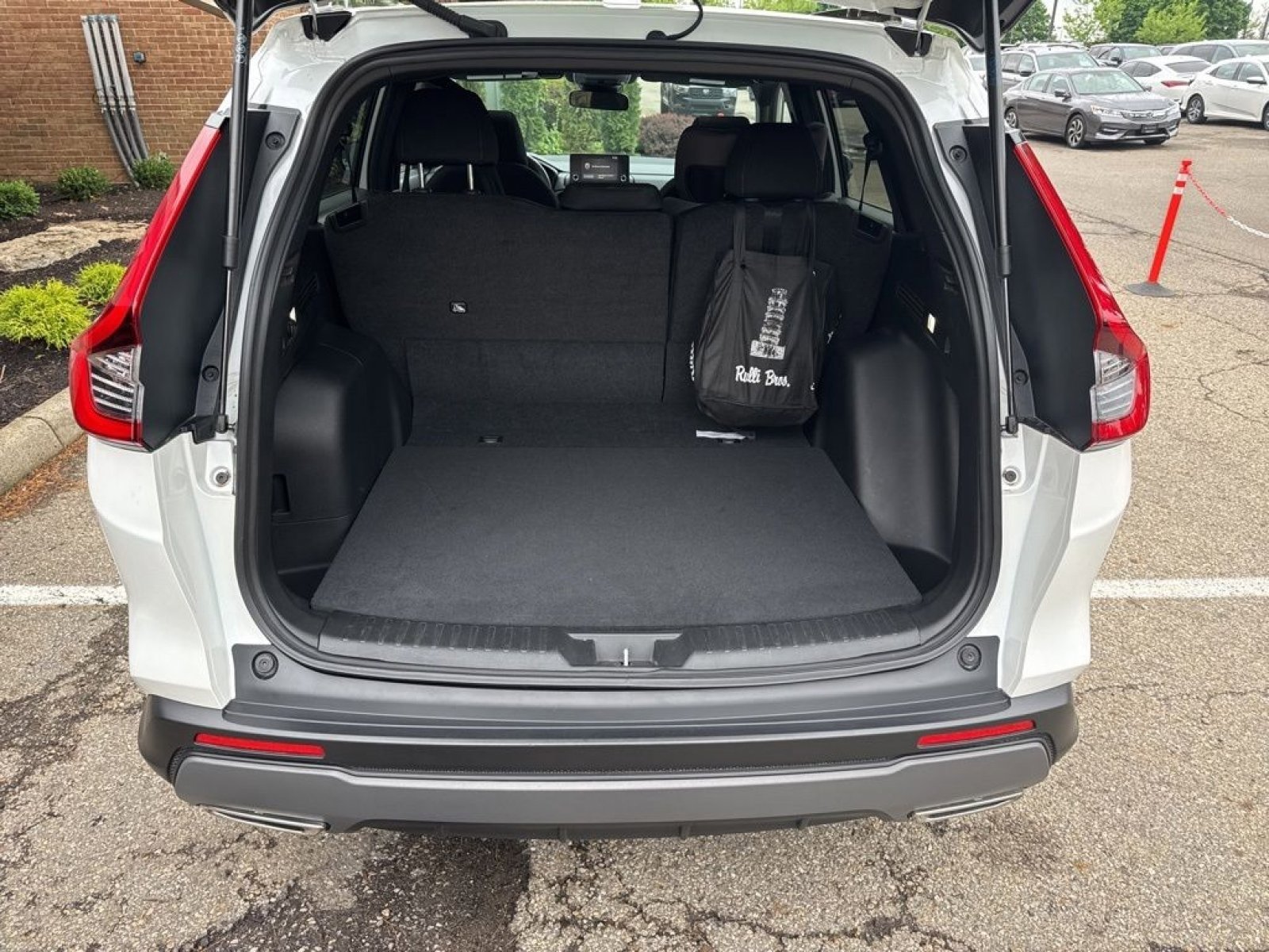 Used 2023 Honda CR-V Sport image 16