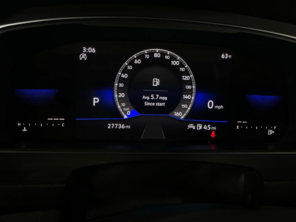 Used 2023 Volkswagen Tiguan SE R-Line image 23