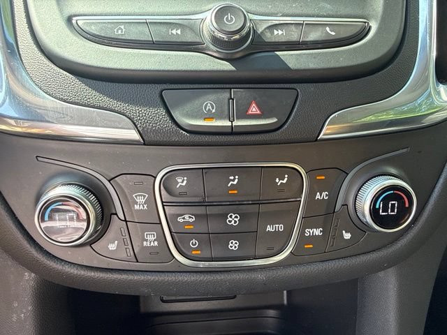 Used 2024 Chevrolet Equinox LT w/ LPO, Floor Liner Package FWD image 18