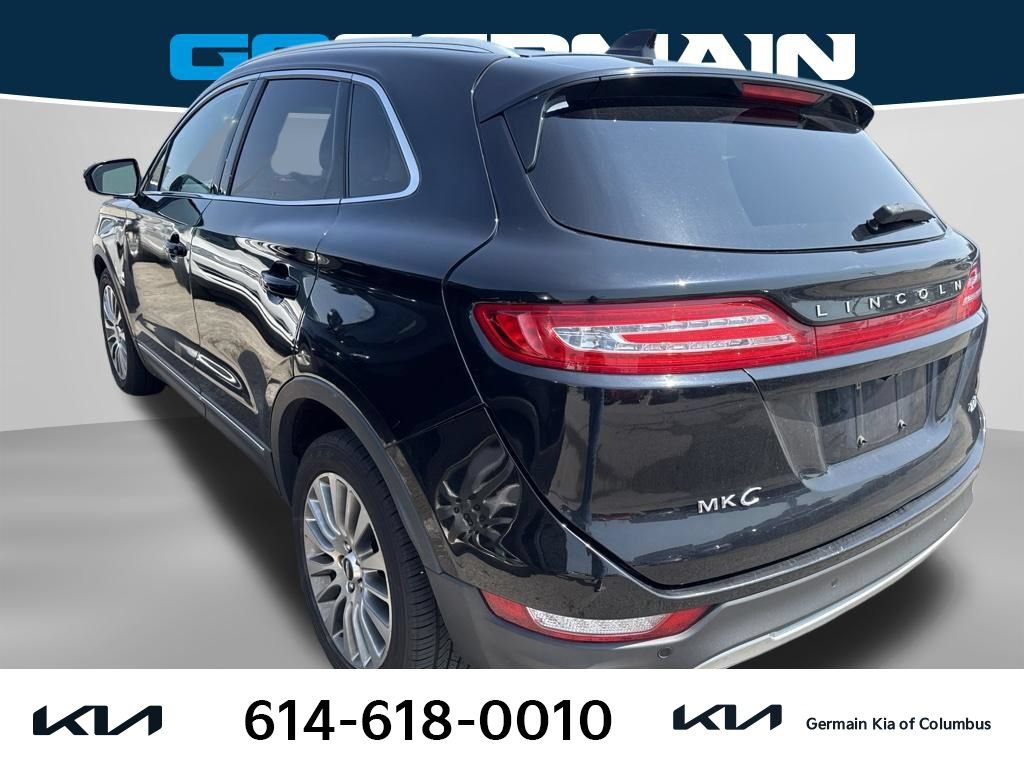 Used 2017 Lincoln MKC Reserve FWD image 2