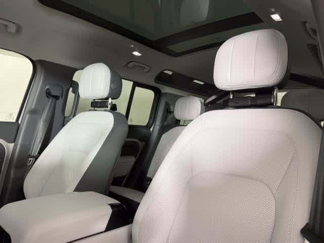 New 2026 Land Rover Defender 110 X AWD/4WD image 15