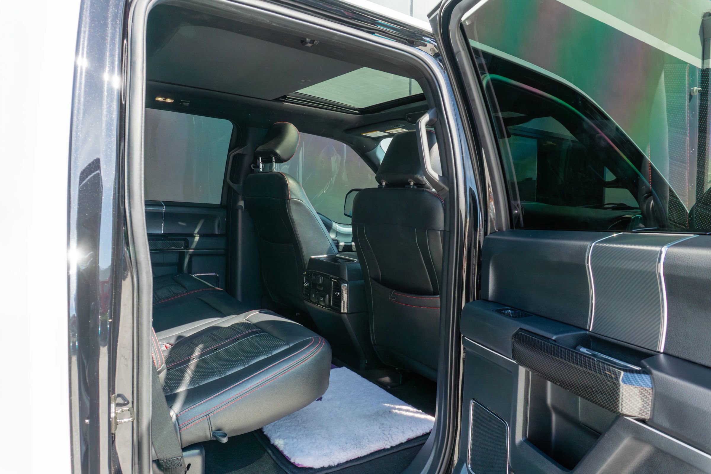 Used 2020 Ford F150 Lariat w/ Equipment Group 502A Luxury image 57