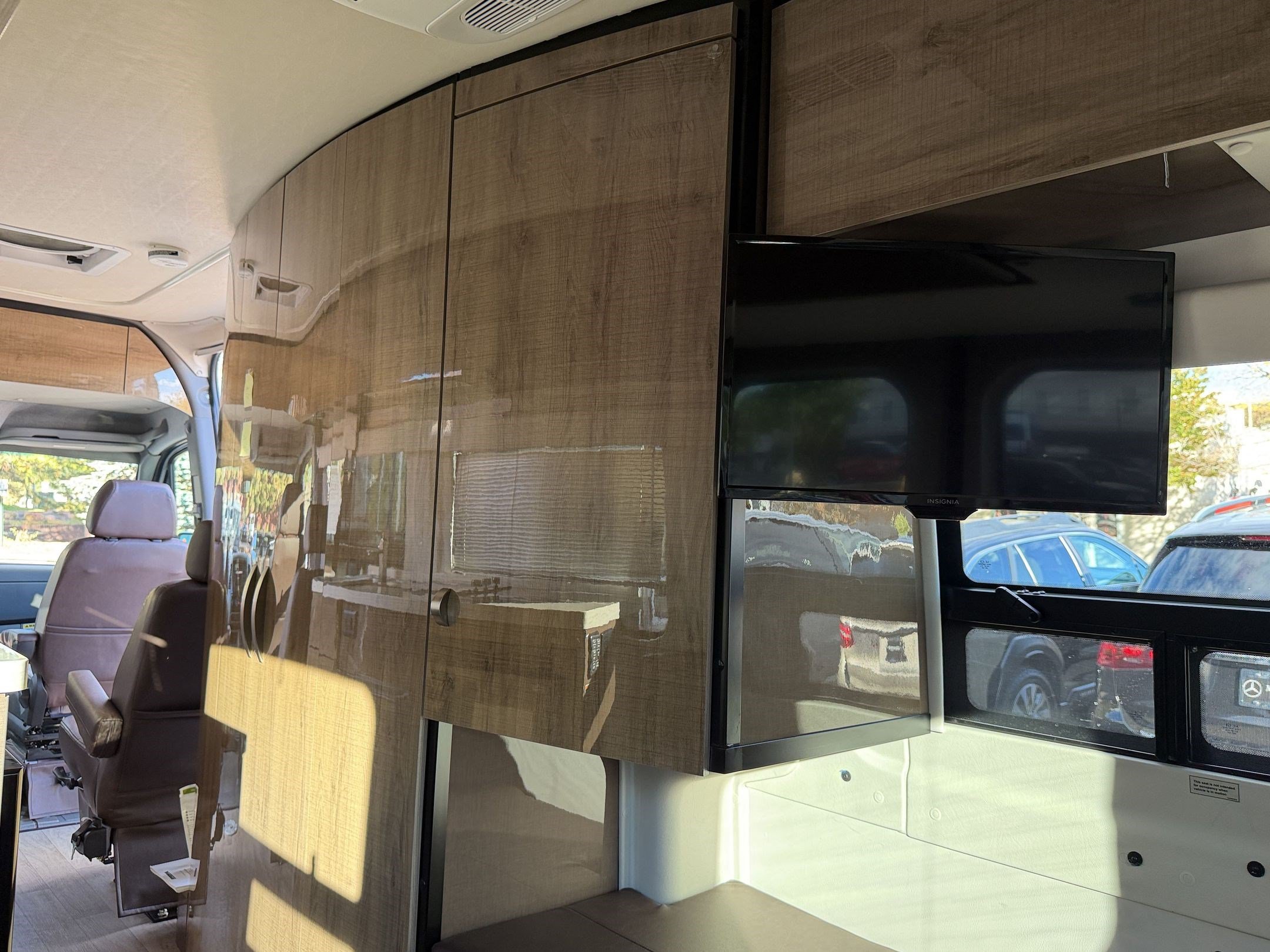 Used 2018 Mercedes-Benz Sprinter 3500 image 31