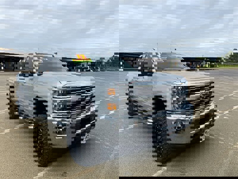 Used 2017 Chevrolet Silverado 2500 LT w/ All Star Edition RWD image 25