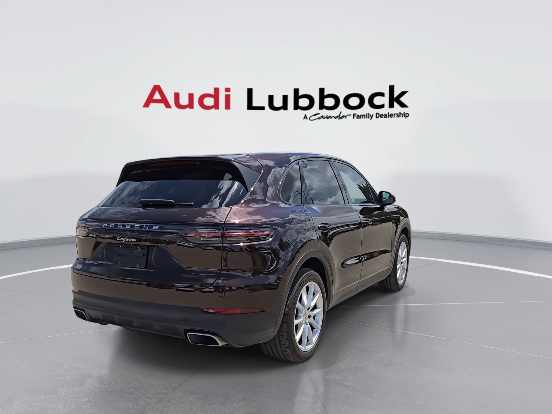 Used 2021 Porsche Cayenne AWD/4WD image 8