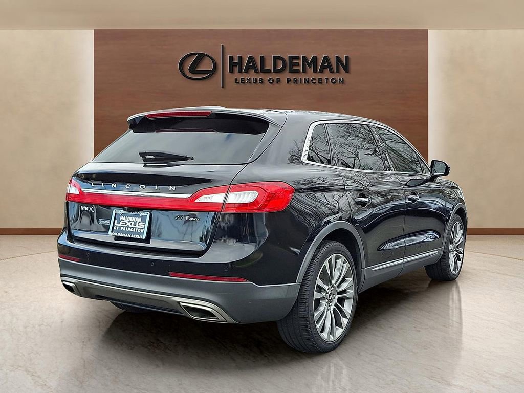 Used 2018 Lincoln MKX Reserve w/ Driver Assistance Package image 6