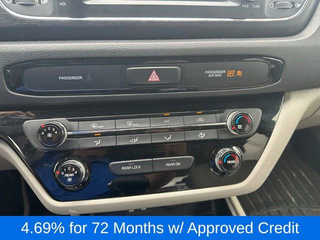 Used 2019 Kia Sedona L FWD image 16