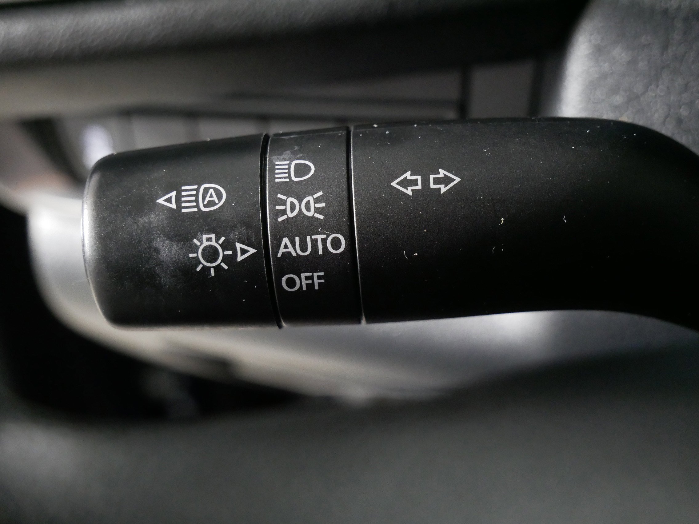 Used 2023 MAZDA CX-30 AWD 2.5 S image 32