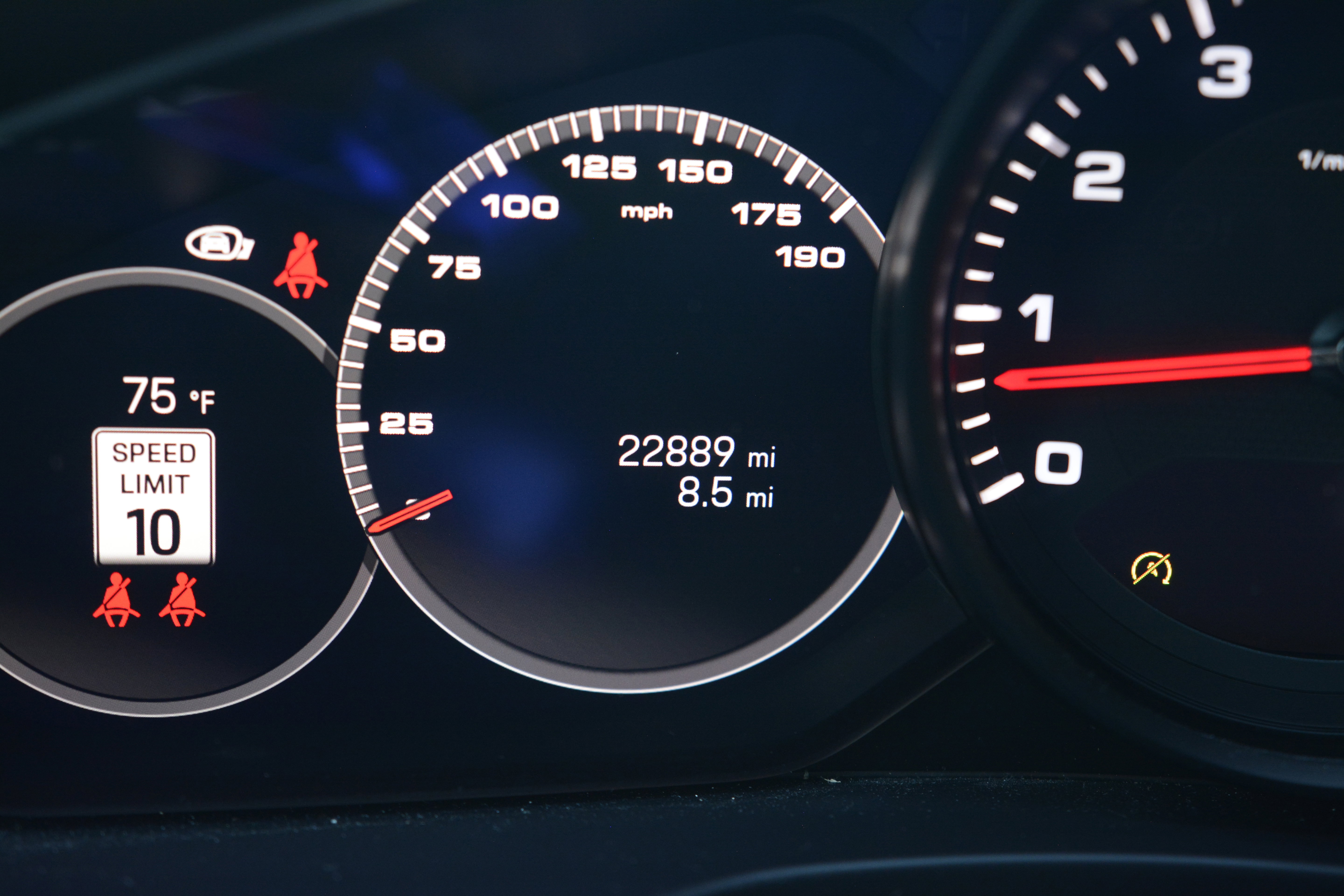 Certified 2023 Porsche Panamera Platinum Edition RWD image 18