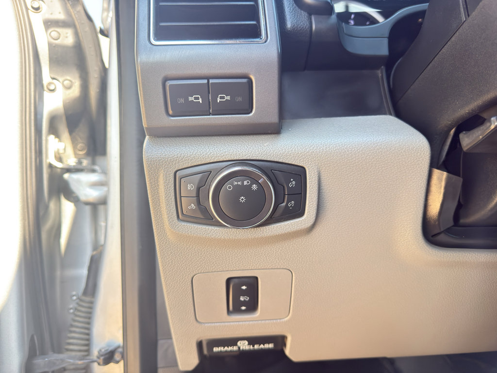 Used 2019 Ford F250 XLT w/ XLT Premium Package image 12