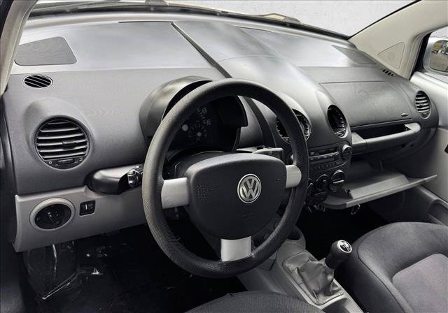 Used 2003 Volkswagen Beetle GLS FWD image 11