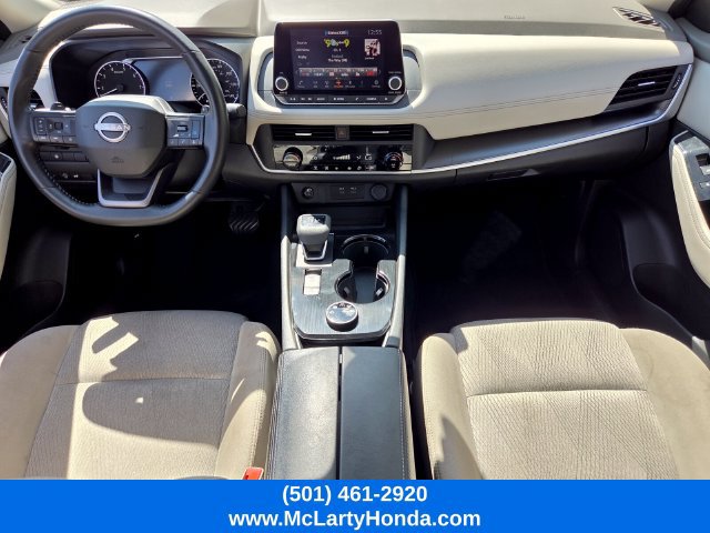 Used 2025 Nissan Rogue SV AWD/4WD image 13