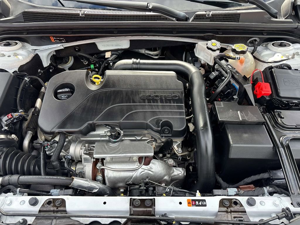 Used 2024 Chevrolet Malibu LT image 10