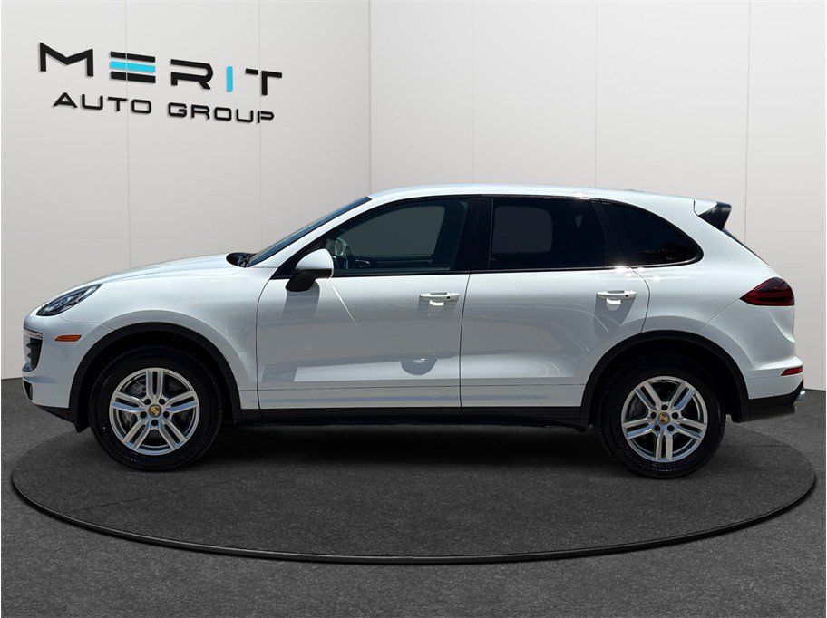 Used 2018 Porsche Cayenne AWD/4WD image 5