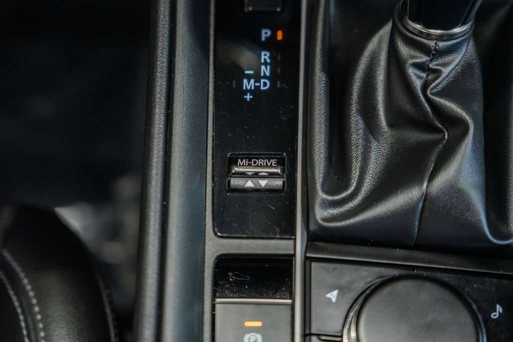 Used 2025 MAZDA CX-50 AWD 2.5 S w/ Premium Package image 32