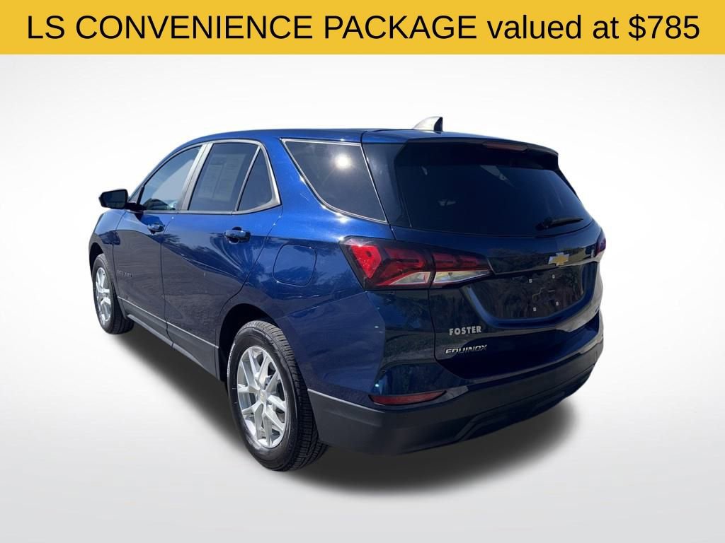 Used 2022 Chevrolet Equinox LS w/ LS Convenience Package image 3