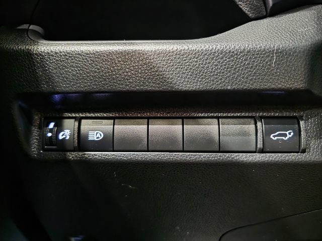 Used 2025 Toyota RAV4 XLE w/ Convenience Package AWD/4WD image 19