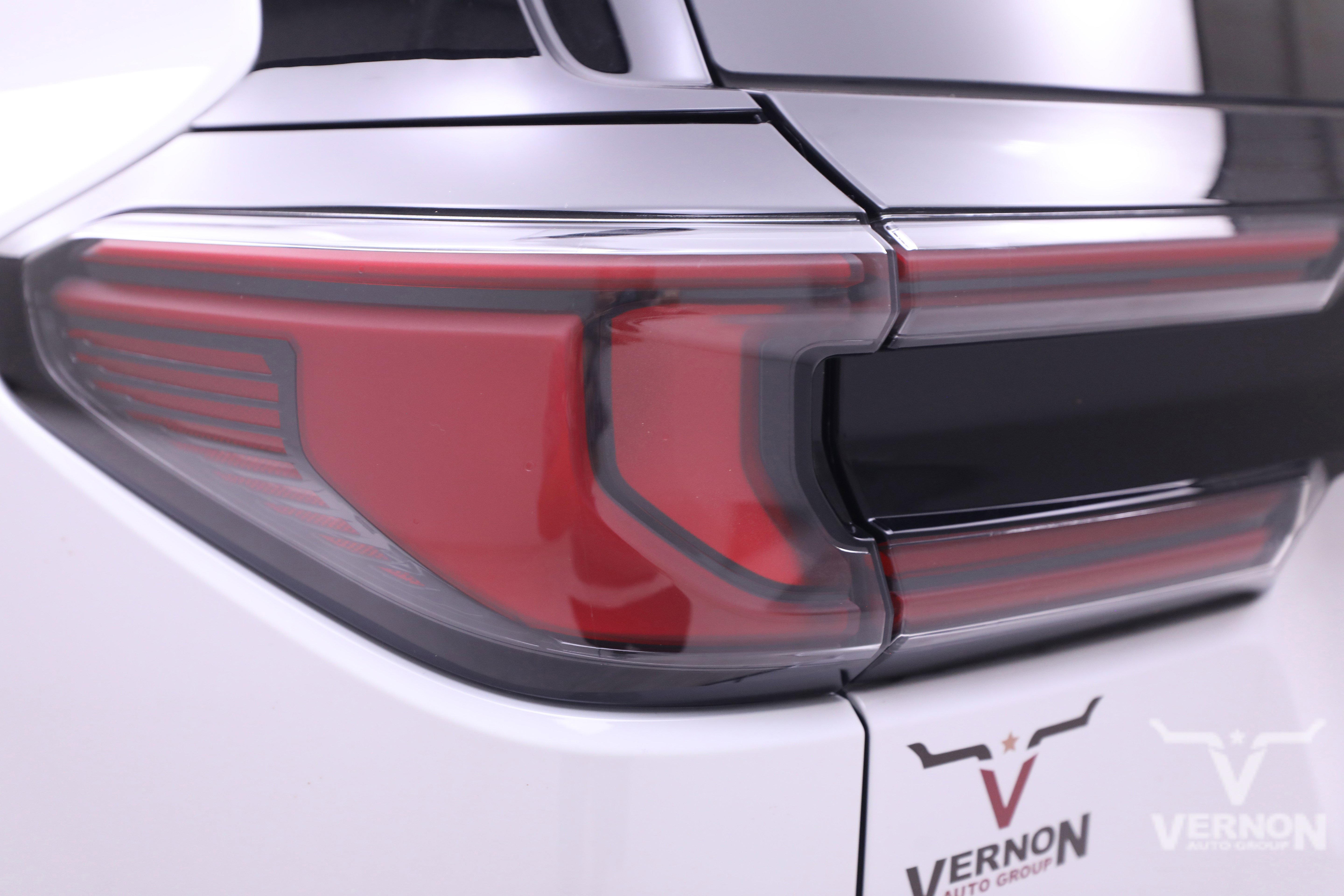 New 2025 GMC Acadia Elevation image 35