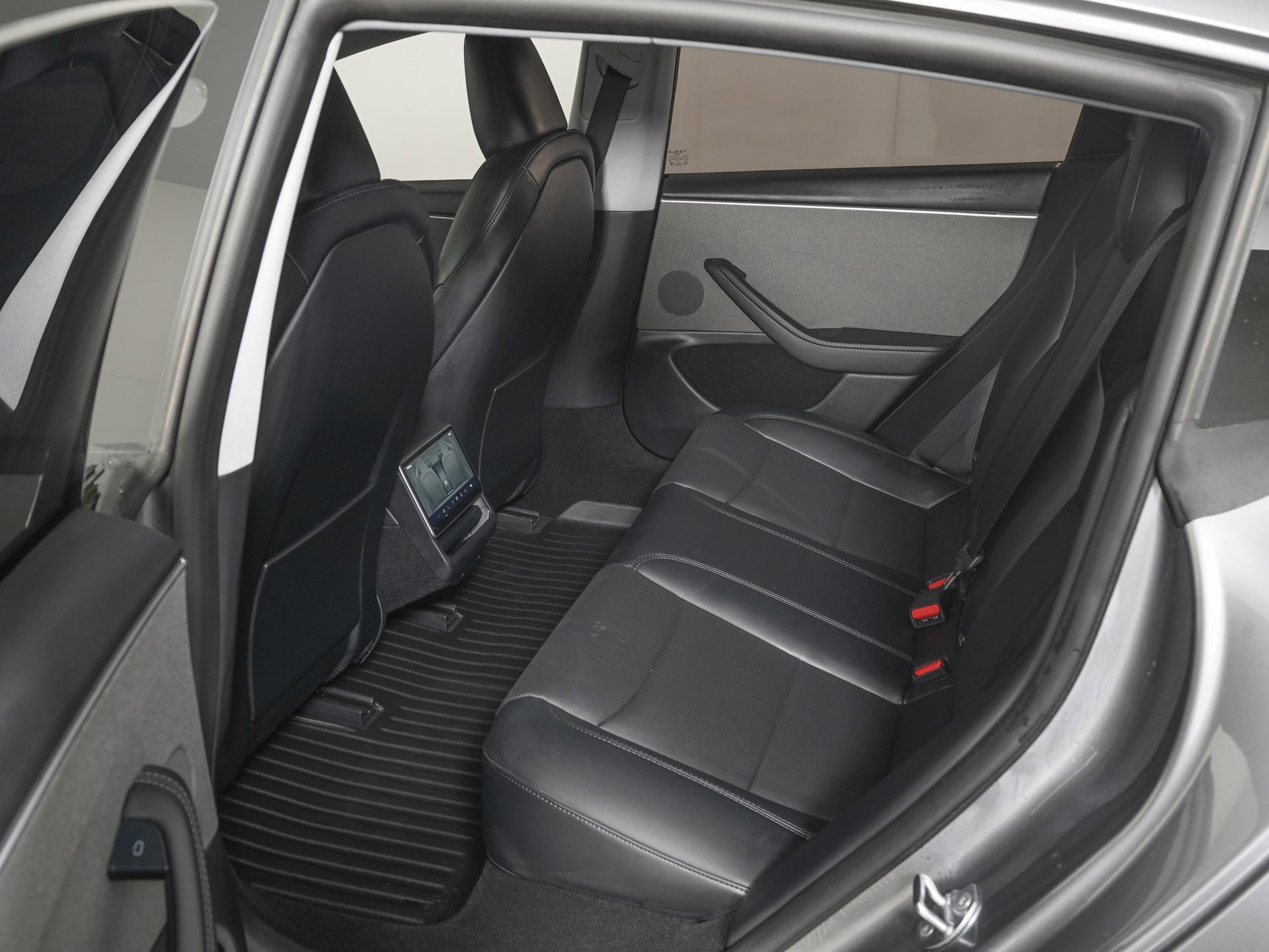 Used 2025 Tesla Model 3 Long Range image 14