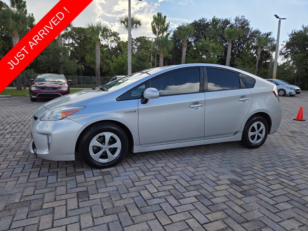 Used 2012 Toyota Prius Three FWD image 3