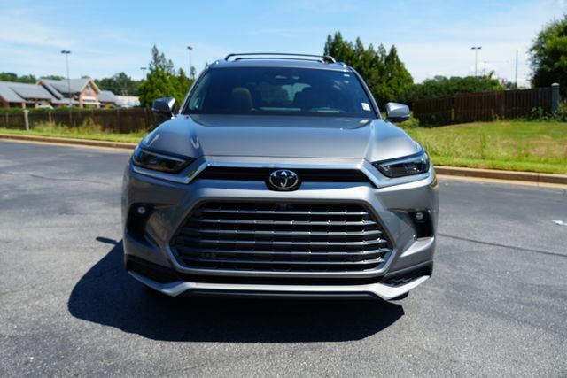 Used 2025 Toyota Grand Highlander AWD Hybrid image 2