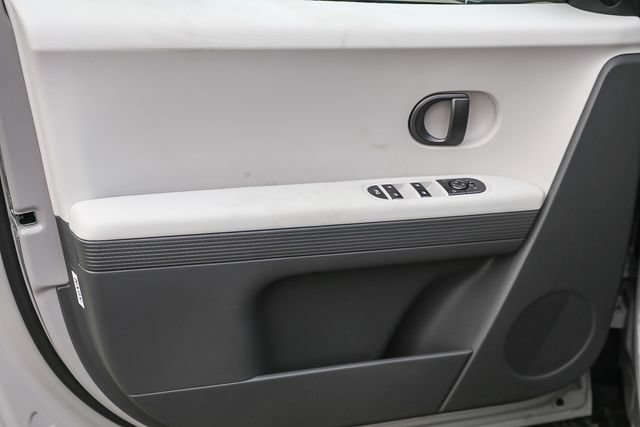 New 2026 Hyundai Ioniq 5 SEL RWD image 23