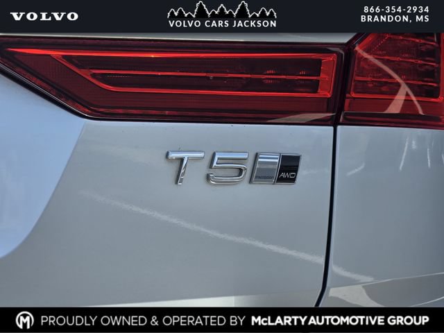 Used 2019 Volvo XC60 T5 Inscription w/ Protection Package AWD/4WD image 36